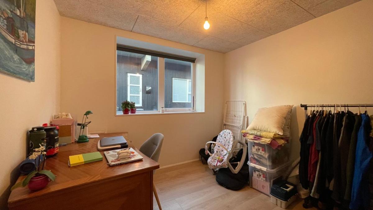 Entire comfortable apartment in Hoyvík, Torshavn - Housity