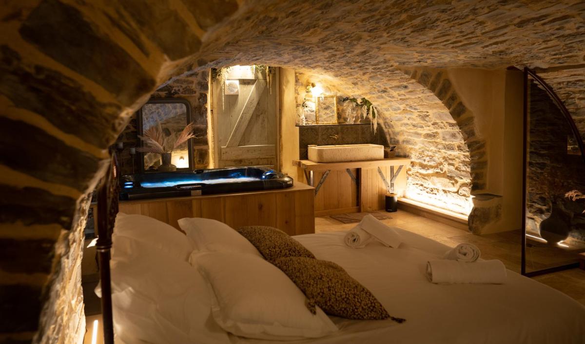 Hébergement insolite avec jacuzzi privatif Millau - Housity