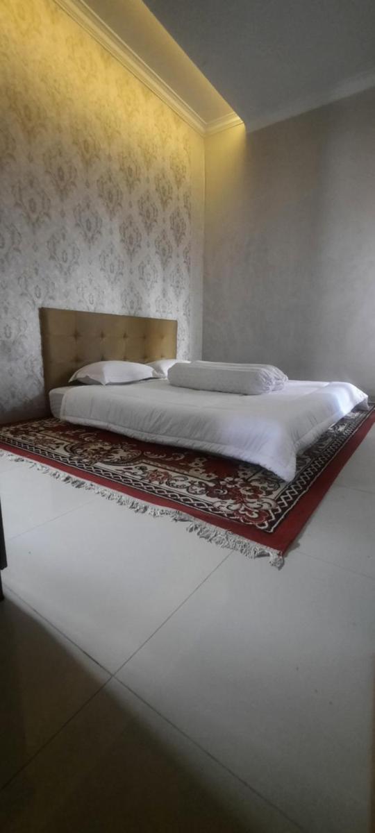 AL Isyania Creative Homestay Syariah 01 - Housity