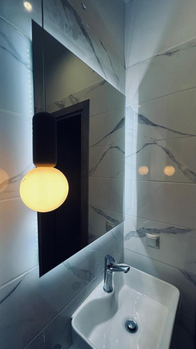 Thalistris Room - Hizvo