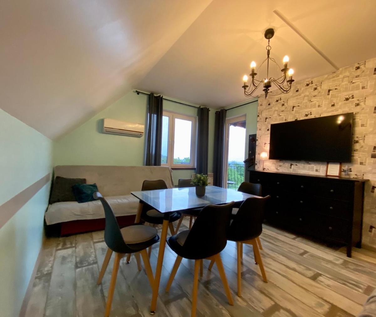 APARTAMENT FAMILIJNY KRYNICA MORSKA - 10 osób 2 poziomy 2 łazienki kuchnia - Housity