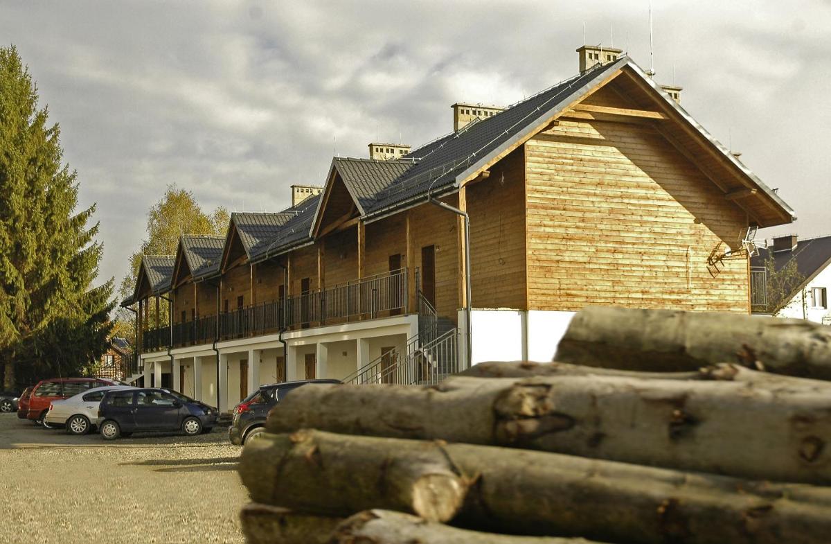 Dom na Skale - Apartamenty w Bieszczadach nad Soliną - Housity