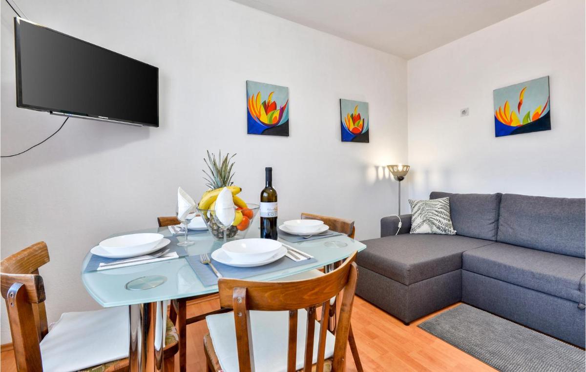 Nice Apartment In Grabrovnik With Sauna - Housity