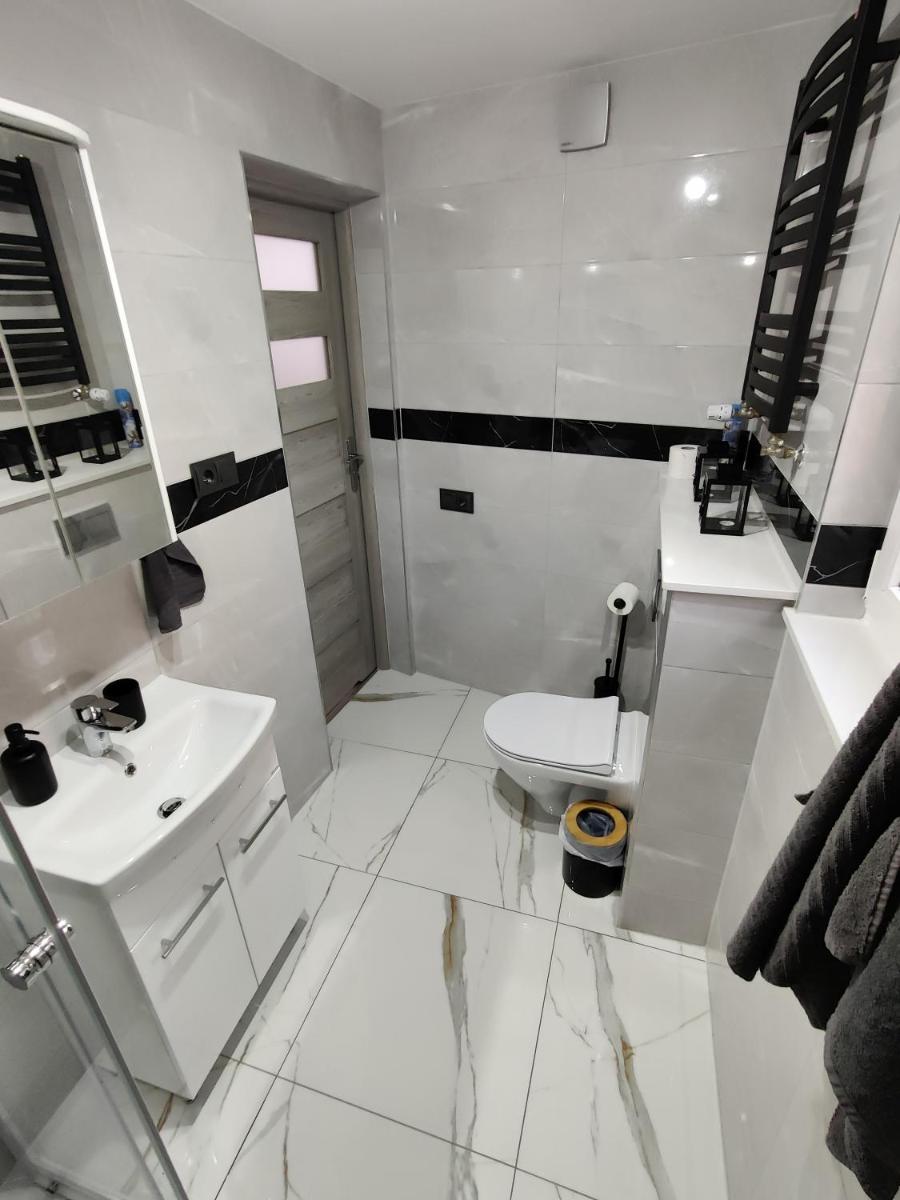 DEIZY 2 - Housity