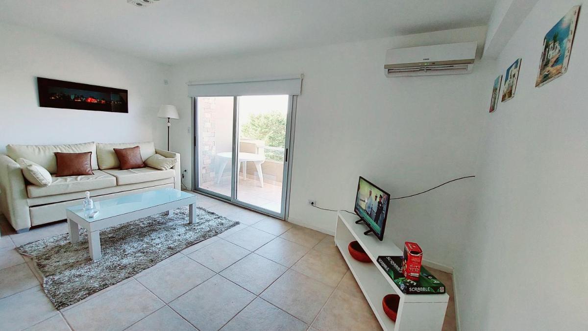 Agua 22 - Housity