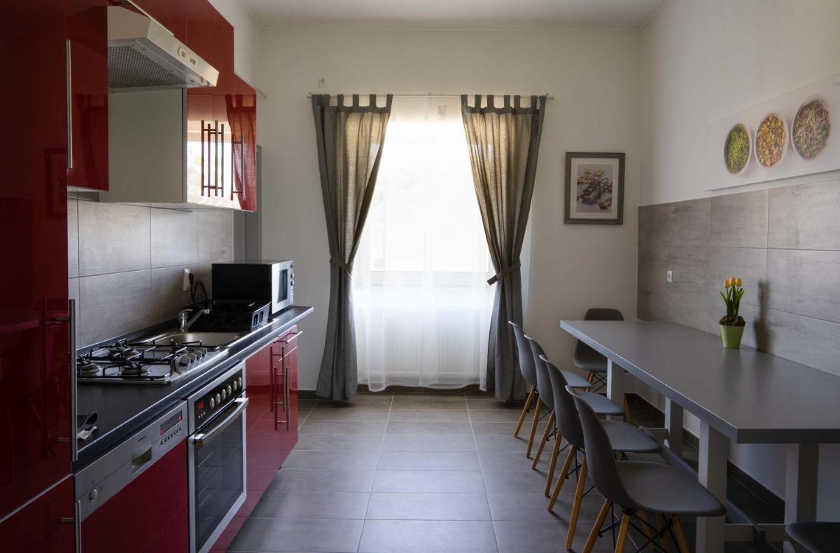 Kunfoglalás Apartmanház - Housity