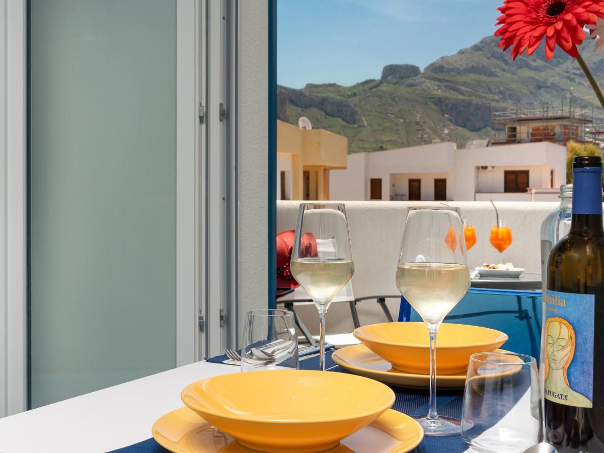 Suitetrails - IL FARO E LA LUNA Beach Apartments