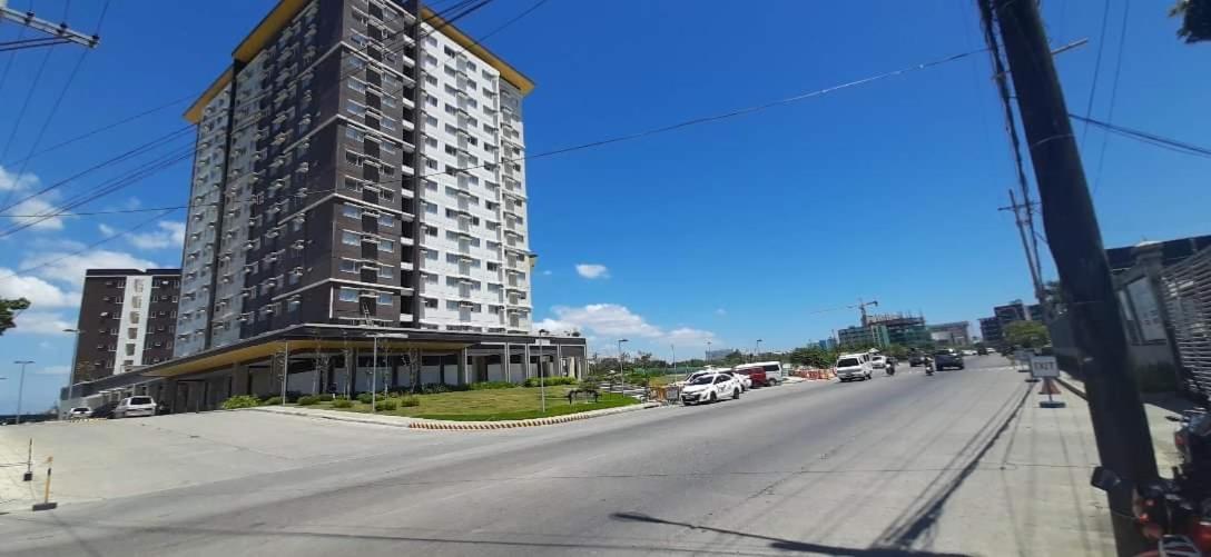 A’s Condo - Housity