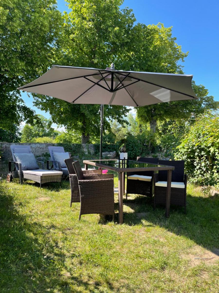 Mitten in der Natur : Ferienwohnung mit 3 Schlafzimmern, neu eingerichtet - Housity
