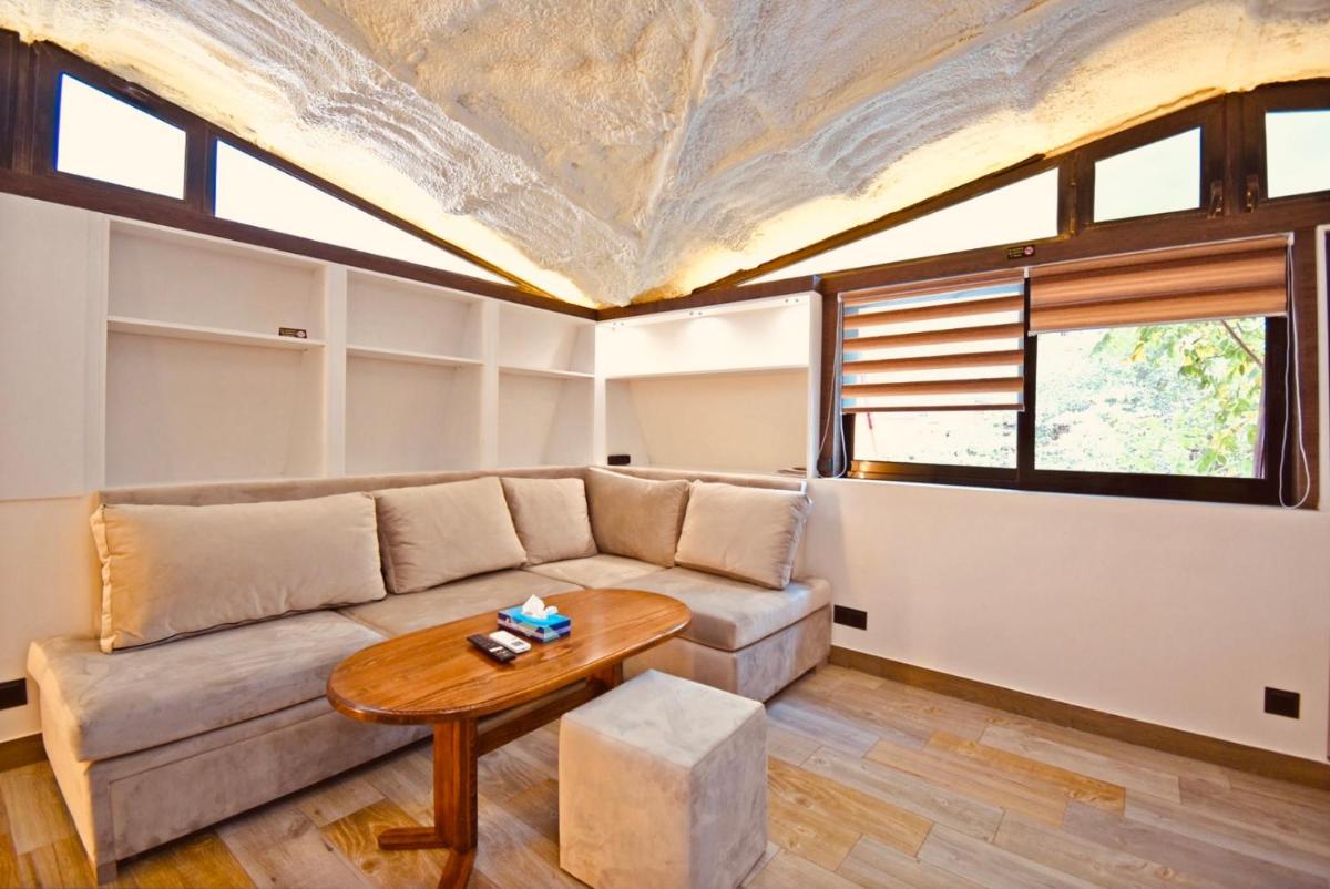 Aghayan Apart - Housity