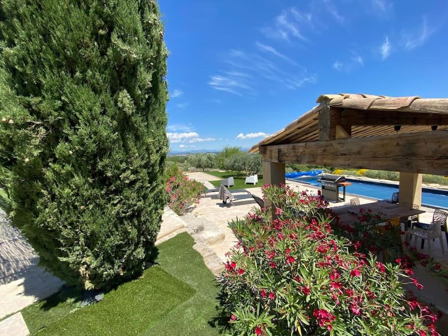 Un petit paradis en Provence dans le Luberon - Housity