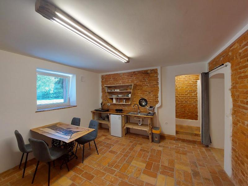 Villa Coola - Housity