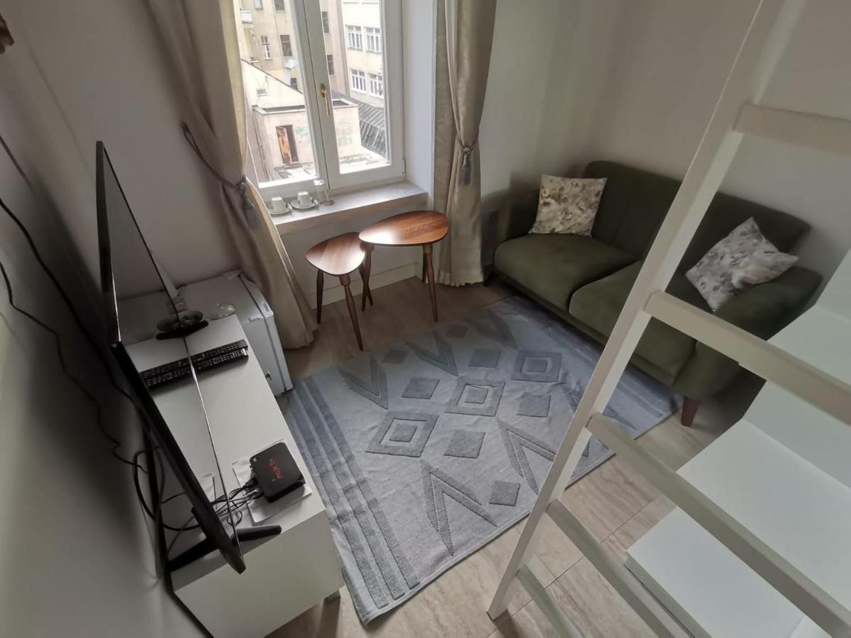 Metropolis 1 - Housity