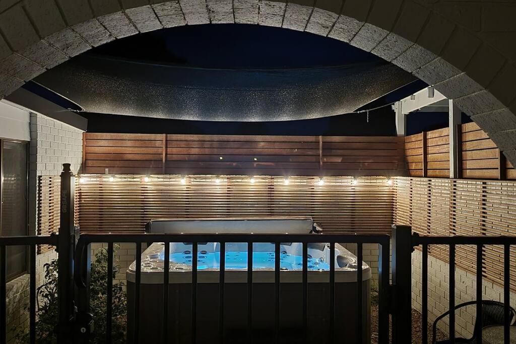 Bridgecroft House - Spacious & serene family home - Housity