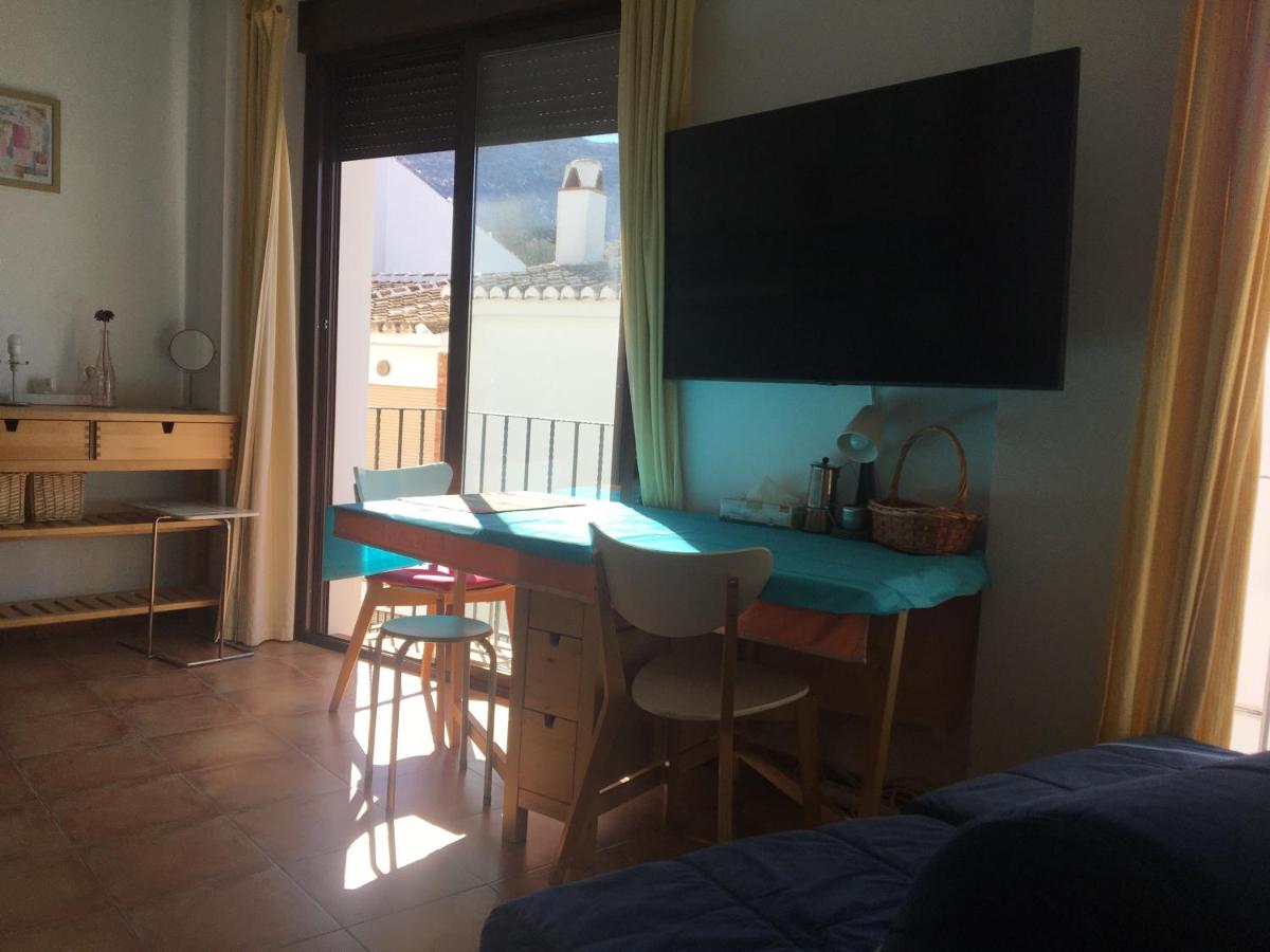Suitetrails - Sunny apartment with mountain views