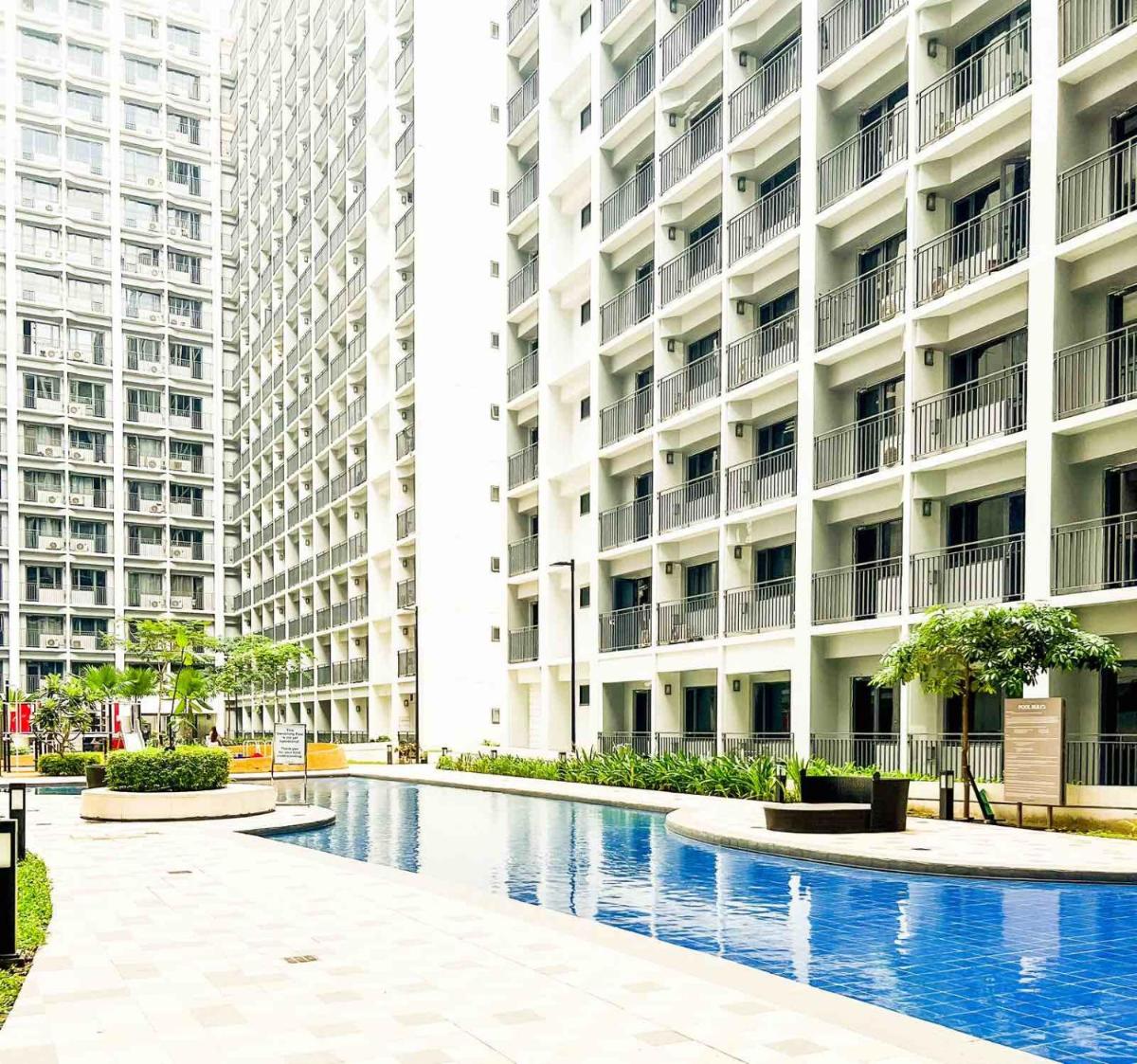 STEFF'S CONDO 1291 @ Shore 2 Pasay City - Housity