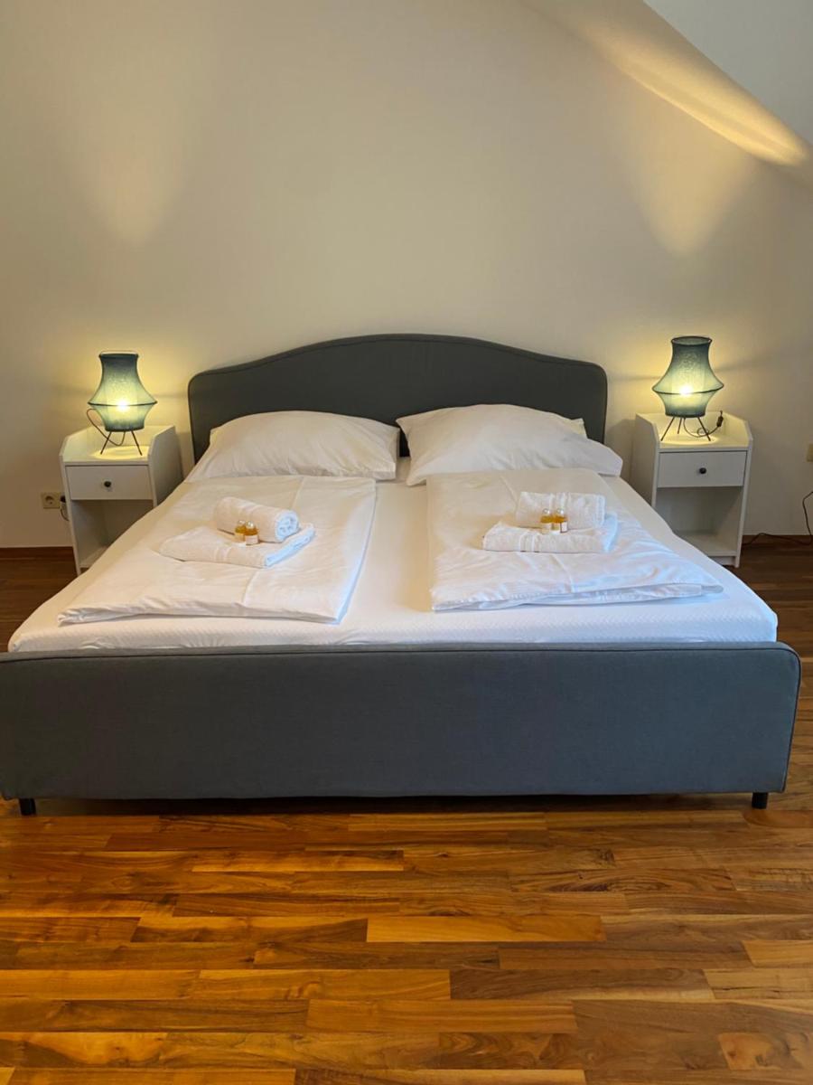 Schlossberg Blick Apartment -Top 7 self check-in - Housity