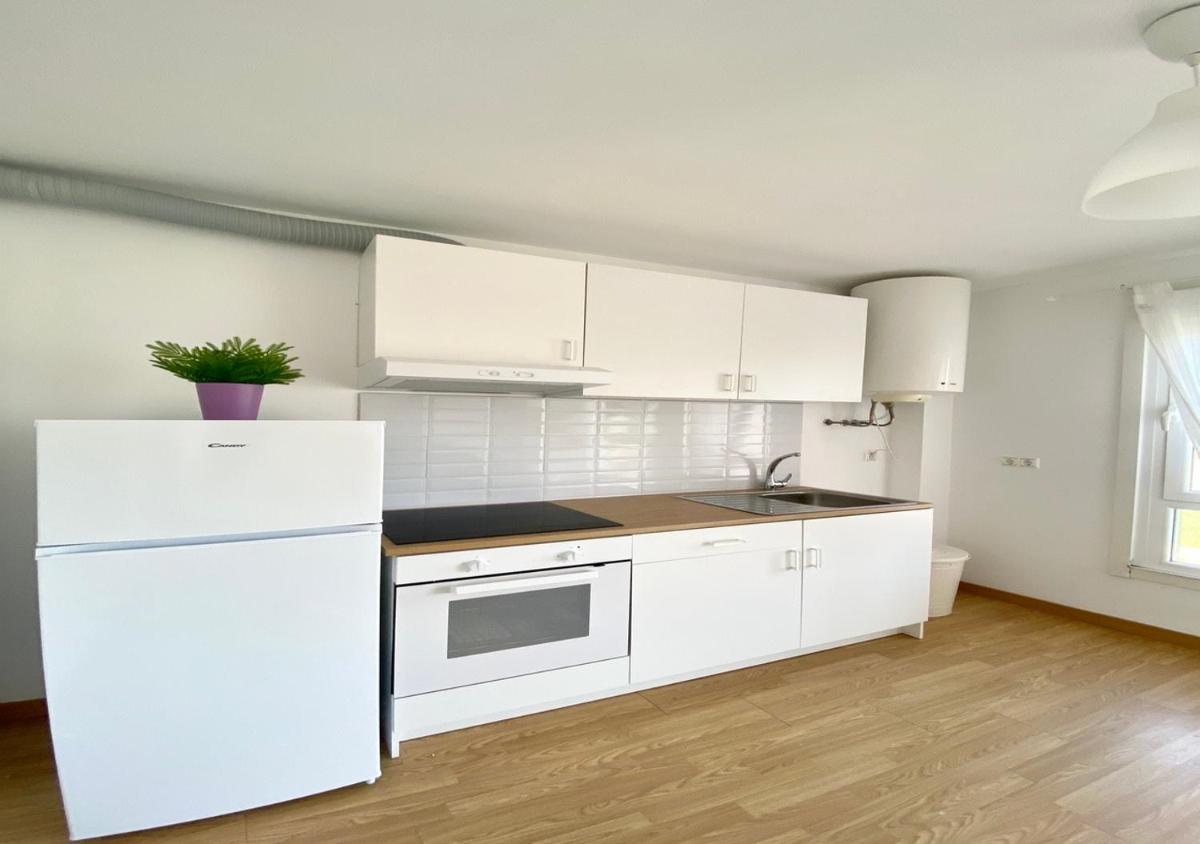 VIOLETA lindo apartamento en Ribeira. - Housity