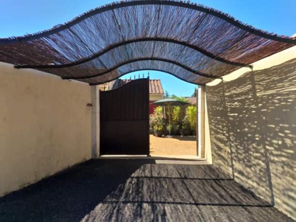 Lou Bagnou Mi-Clos - Housity