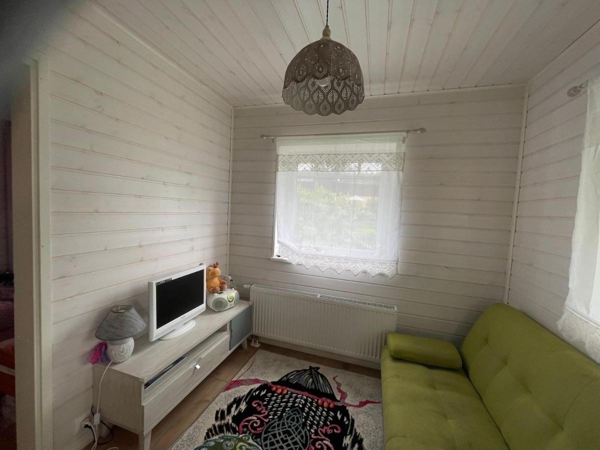 Aunt Owl’s House - Housity