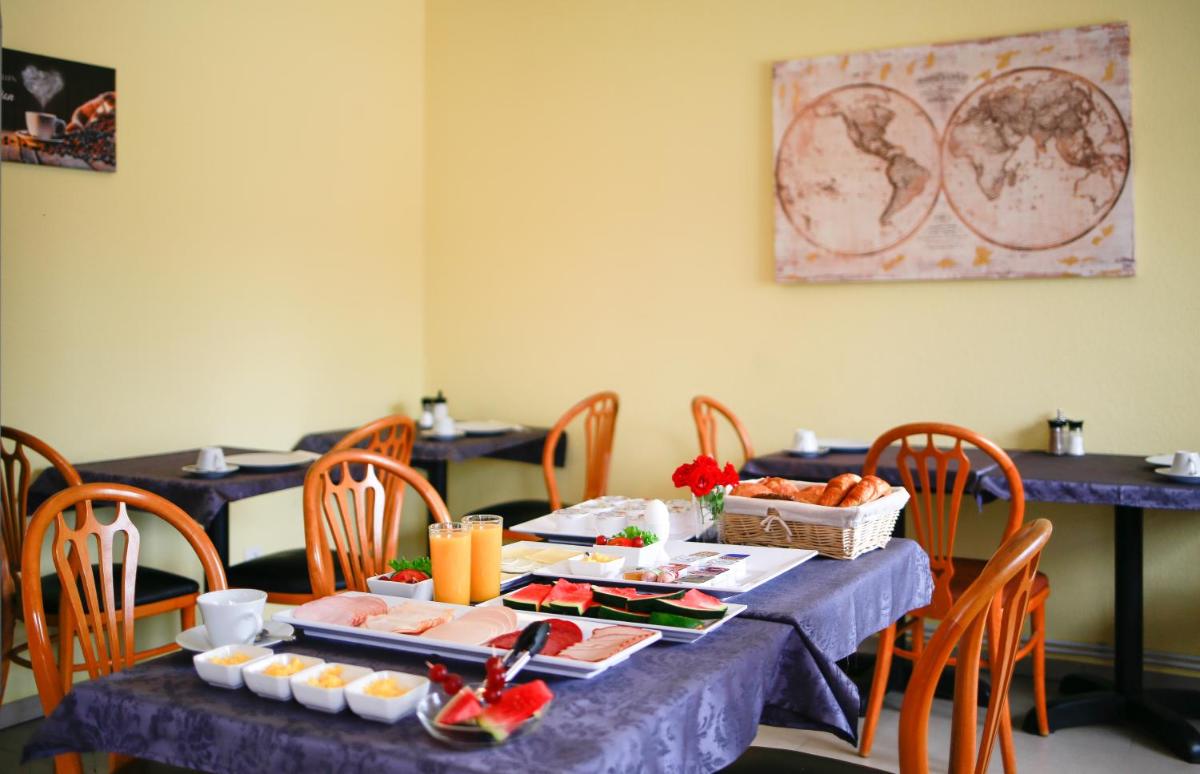Gap Hotel - Housity