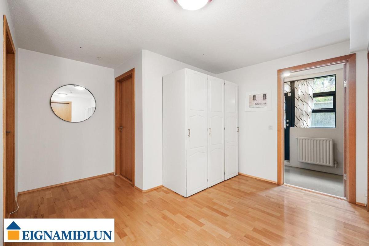 Large apartment close to the centre - Housity