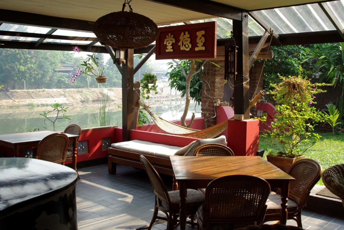 The Riverside Guest House - Hizvo