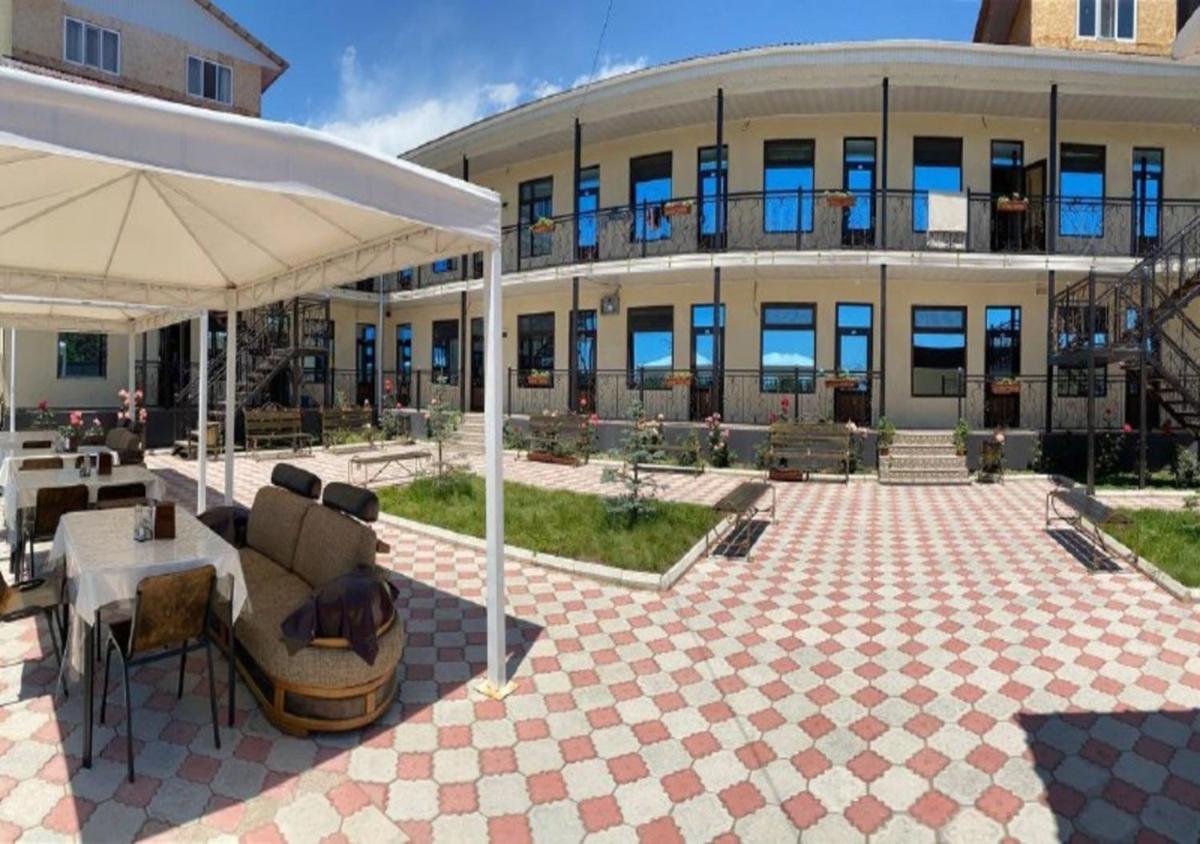 Suitetrails - Aknur Deluxe hotel
