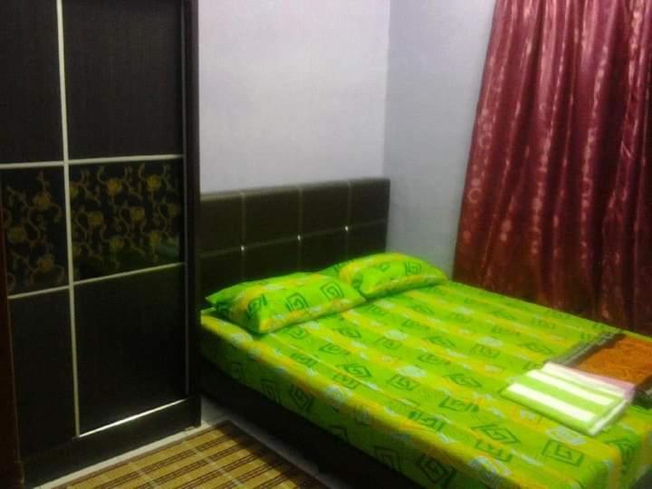 HOMESTAY CAHAYA PUTERI - Housity