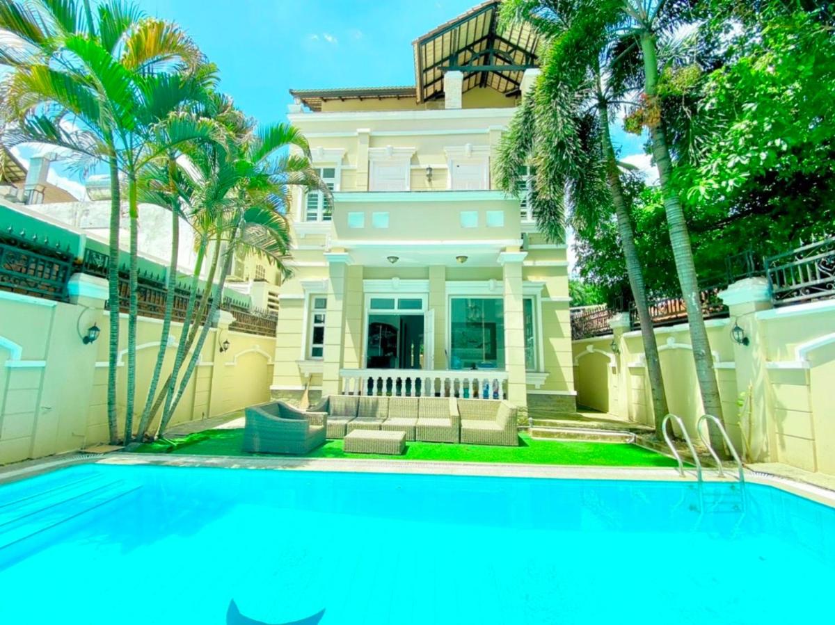Suitetrails - Gem Villa 15, biệt thự 8 phòng ngủ lớn, hồ bơi lớn