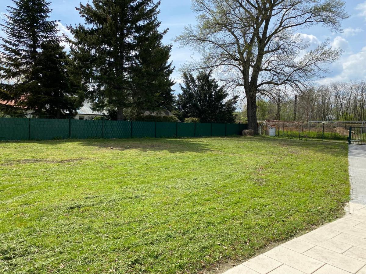 Platz für die ganze Familie - Bungalow mit großem Grundstück - Housity