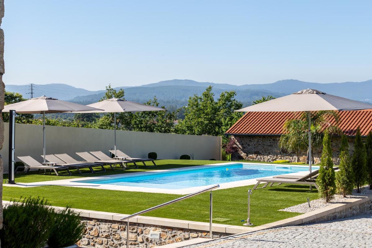 O CERVO CHARM HOUSE - Housity