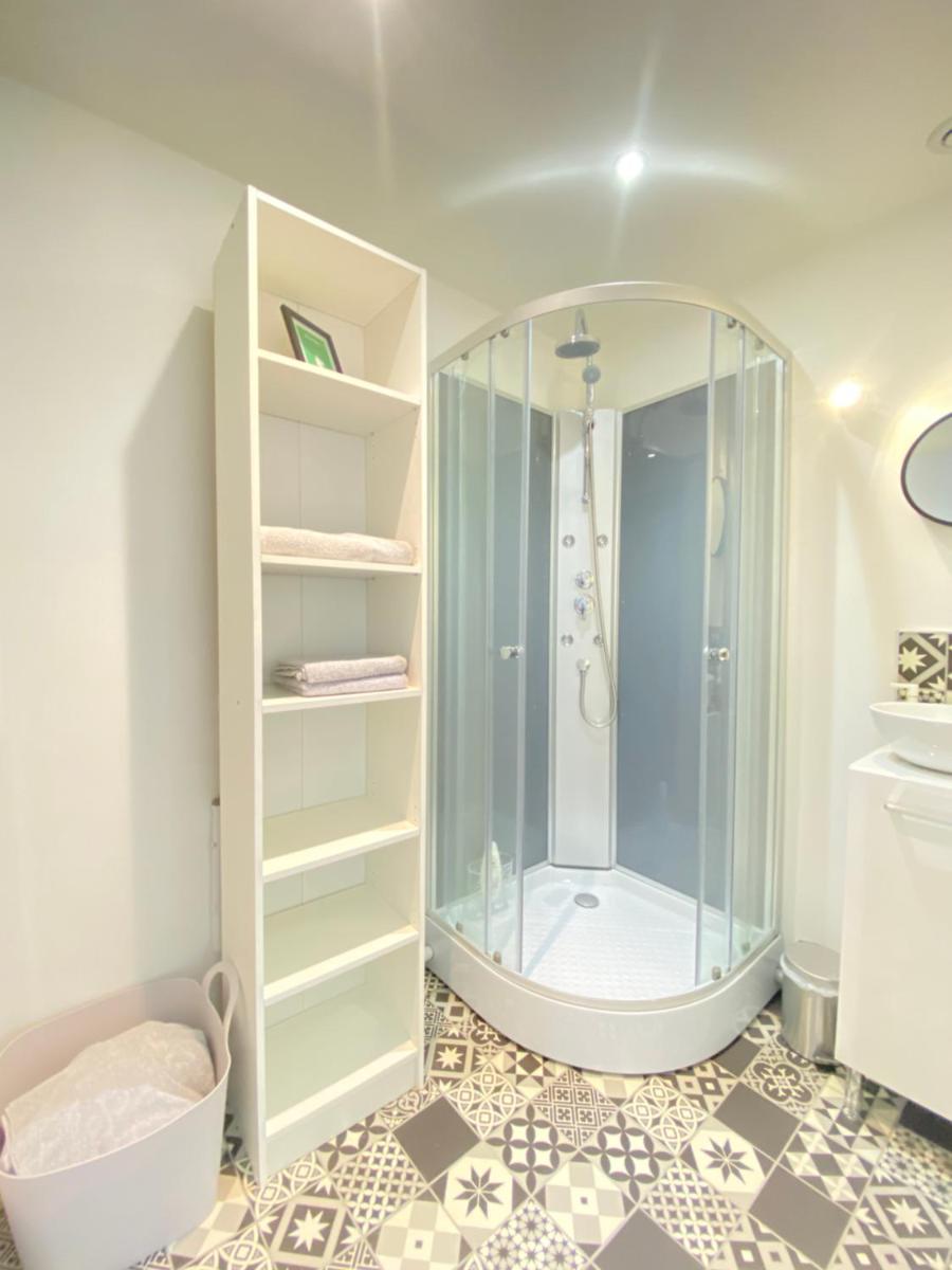 Casamara 1 T1 avec 2 couchages 10 min CHU - Housity