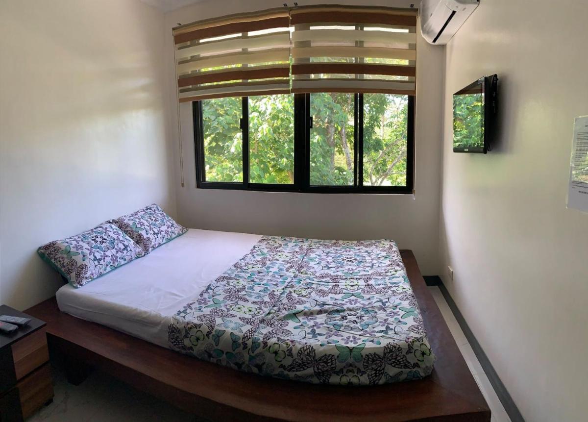 Mary's Homestay Coron - Housity