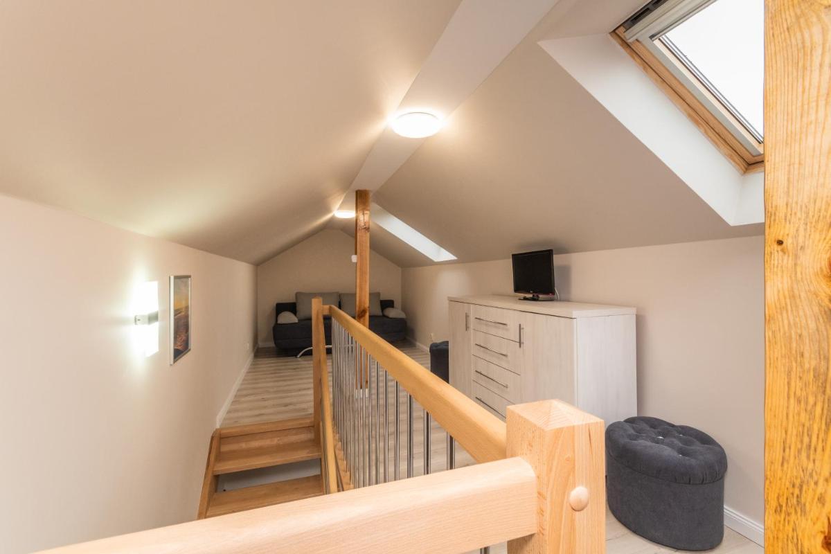 Cavilla - Pokoje i Apartamenty - Housity