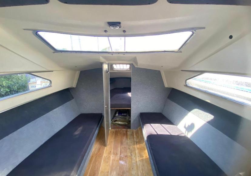 Glamping on a Boat in Swansea Marina! - Housity