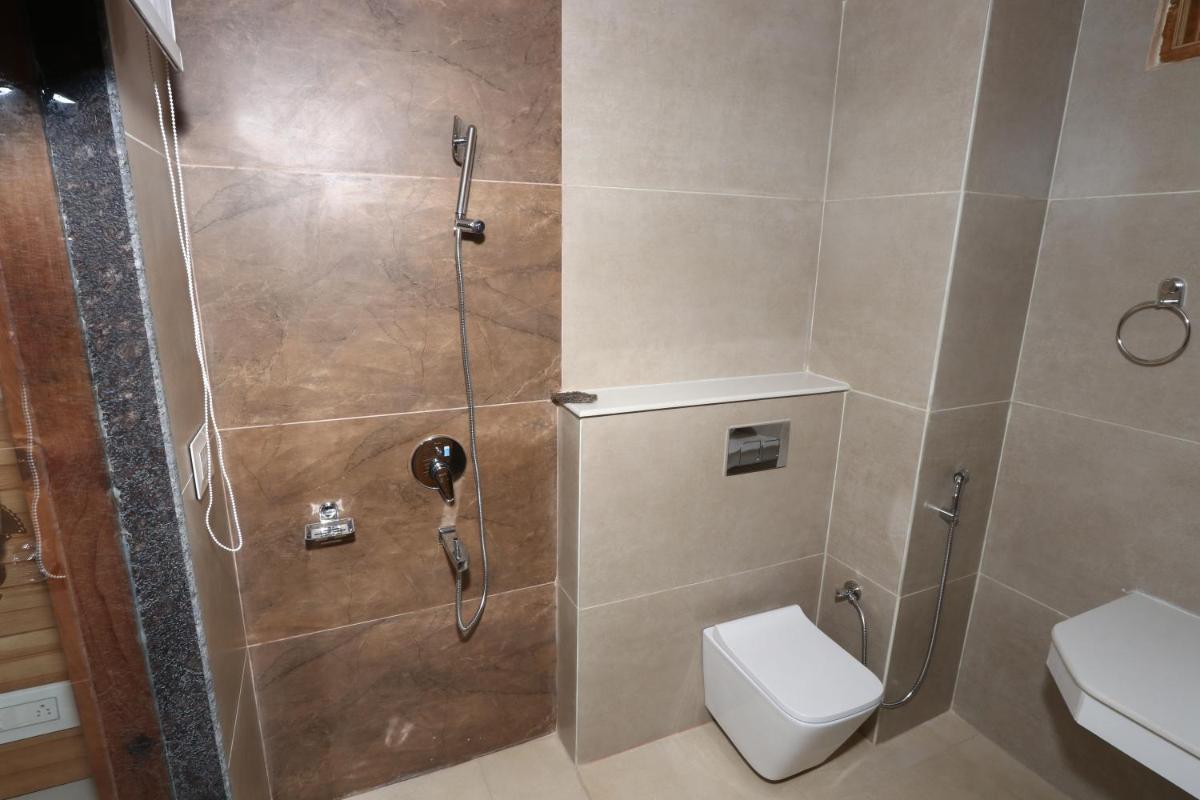 Niranya Guest House - Housity