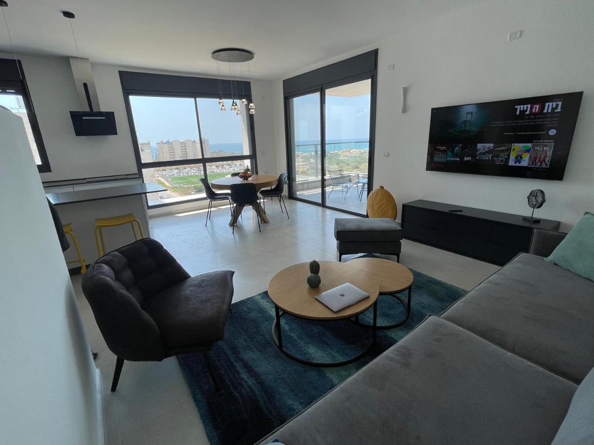 #דירת יוקרה על הים Sunset Beach Apartment# - Housity