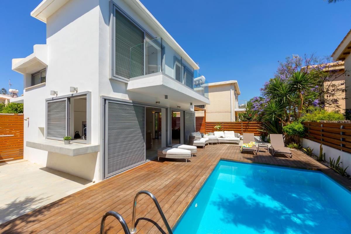 Cyclops Cave Protaras Villa - Housity