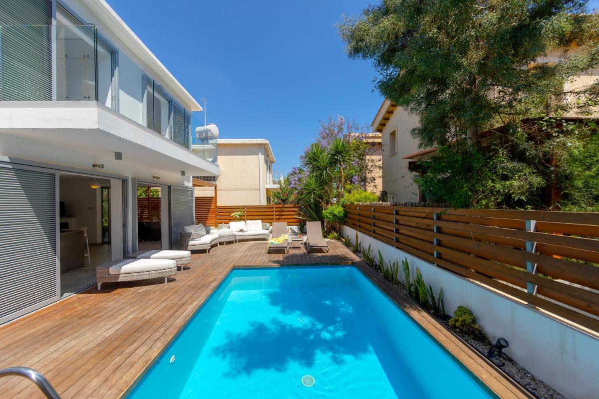 Cyclops Cave Protaras Villa - Housity
