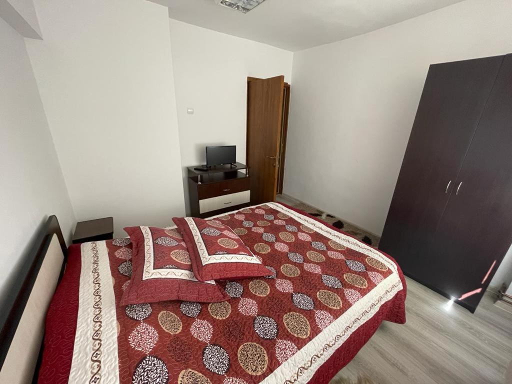 Apartament Mioritza 2B - Housity