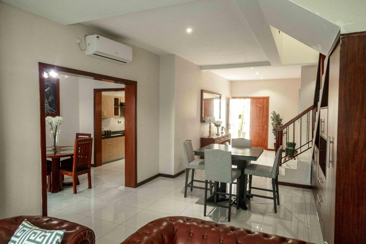 Grayville Apartments - Housity
