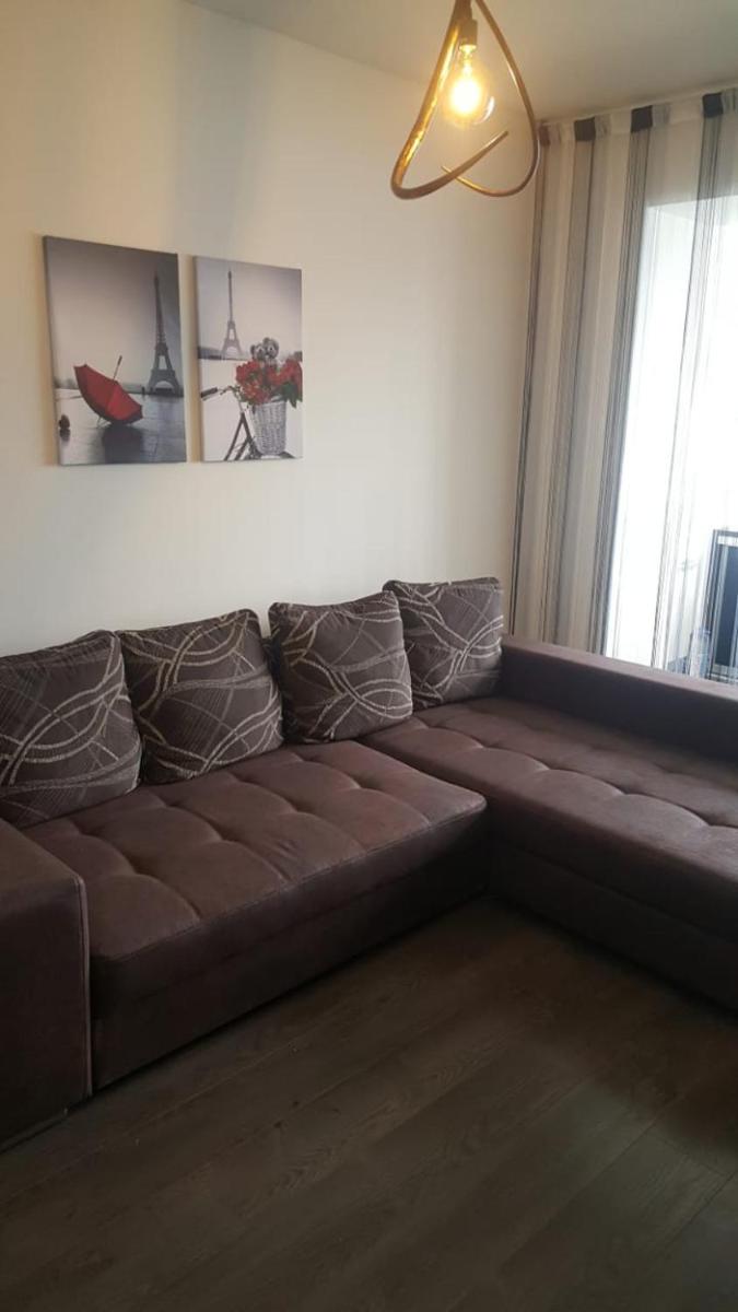 Квартира 7 мкр 5 дом недалеко от моря - Housity