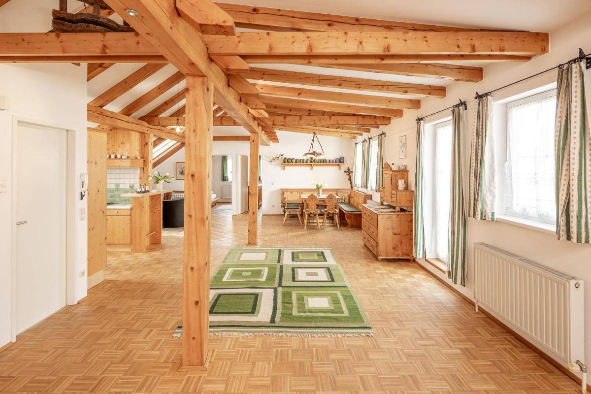 Centro 7 - Kristall Lungau - Housity