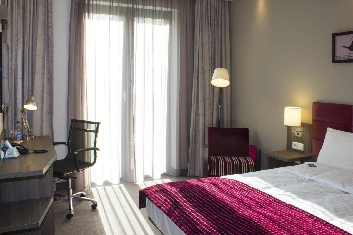 Hotel zur Krone - Housity
