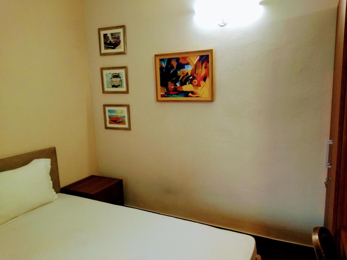 Independent Charming Studio with balcony Urban view - Housity