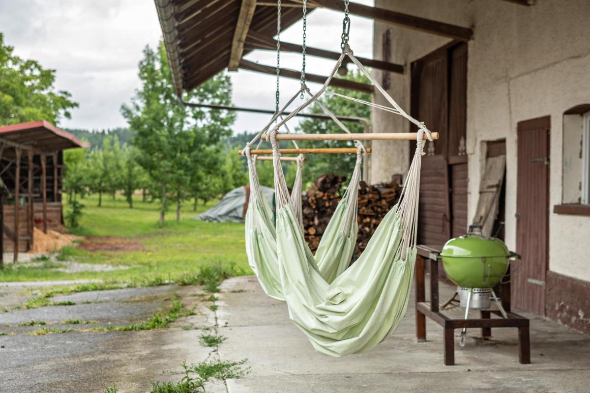 Ferienwohnung Ellenweiler bis 10 P - Housity