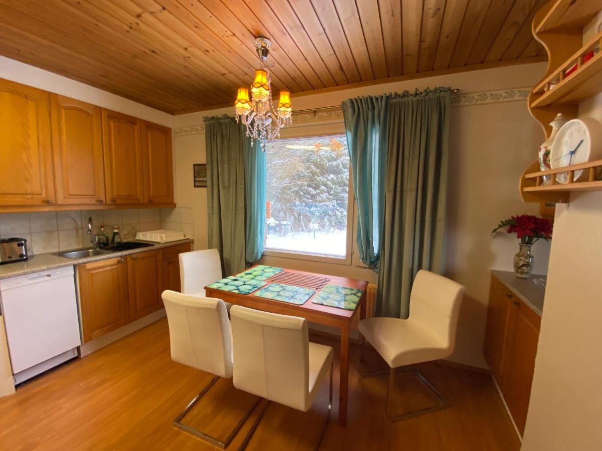 Home with private garden near golf, beach, fishing - Housity