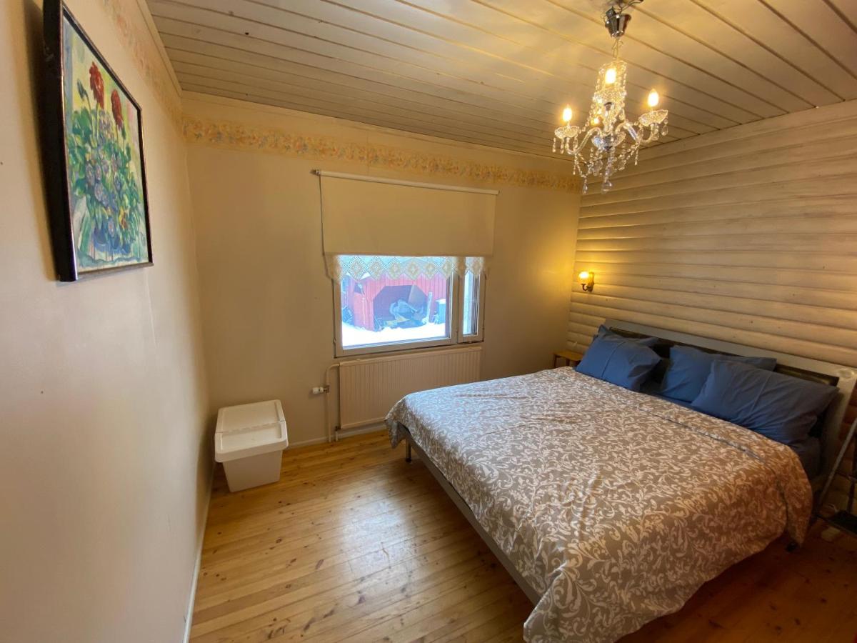 Home with private garden near golf, beach, fishing - Housity