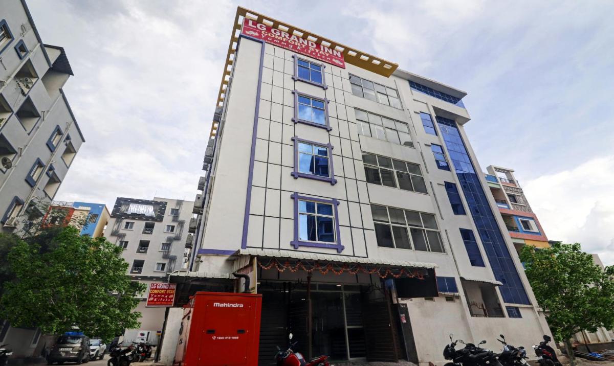 Itsy By Treebo - LG Grand Inn - Housity